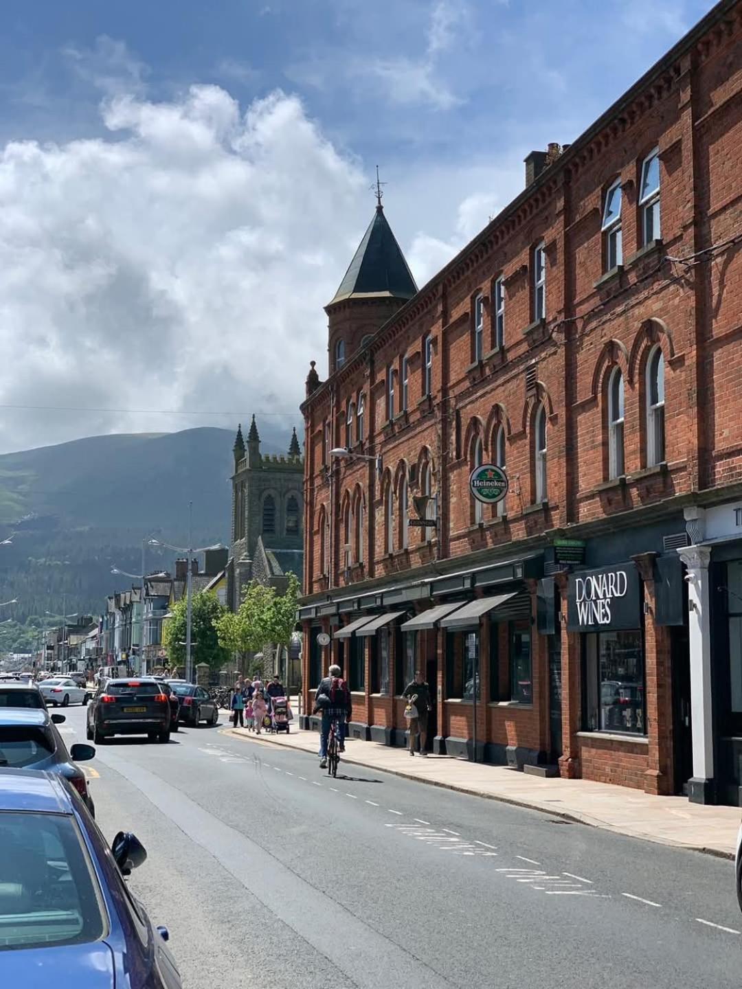 The Donard Bed & Breakfast Newcastle  Bagian luar foto
