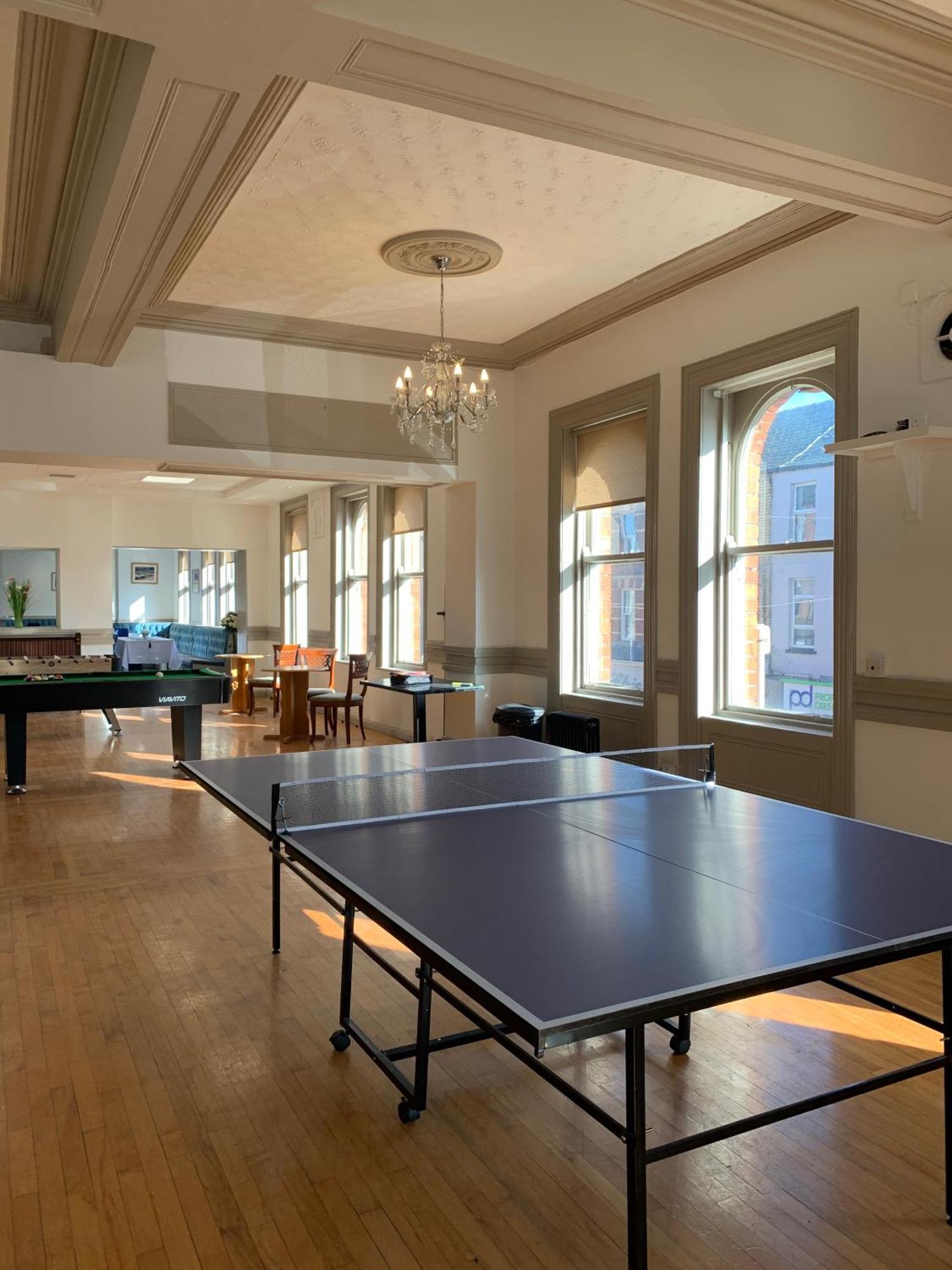 The Donard Bed & Breakfast Newcastle  Bagian luar foto