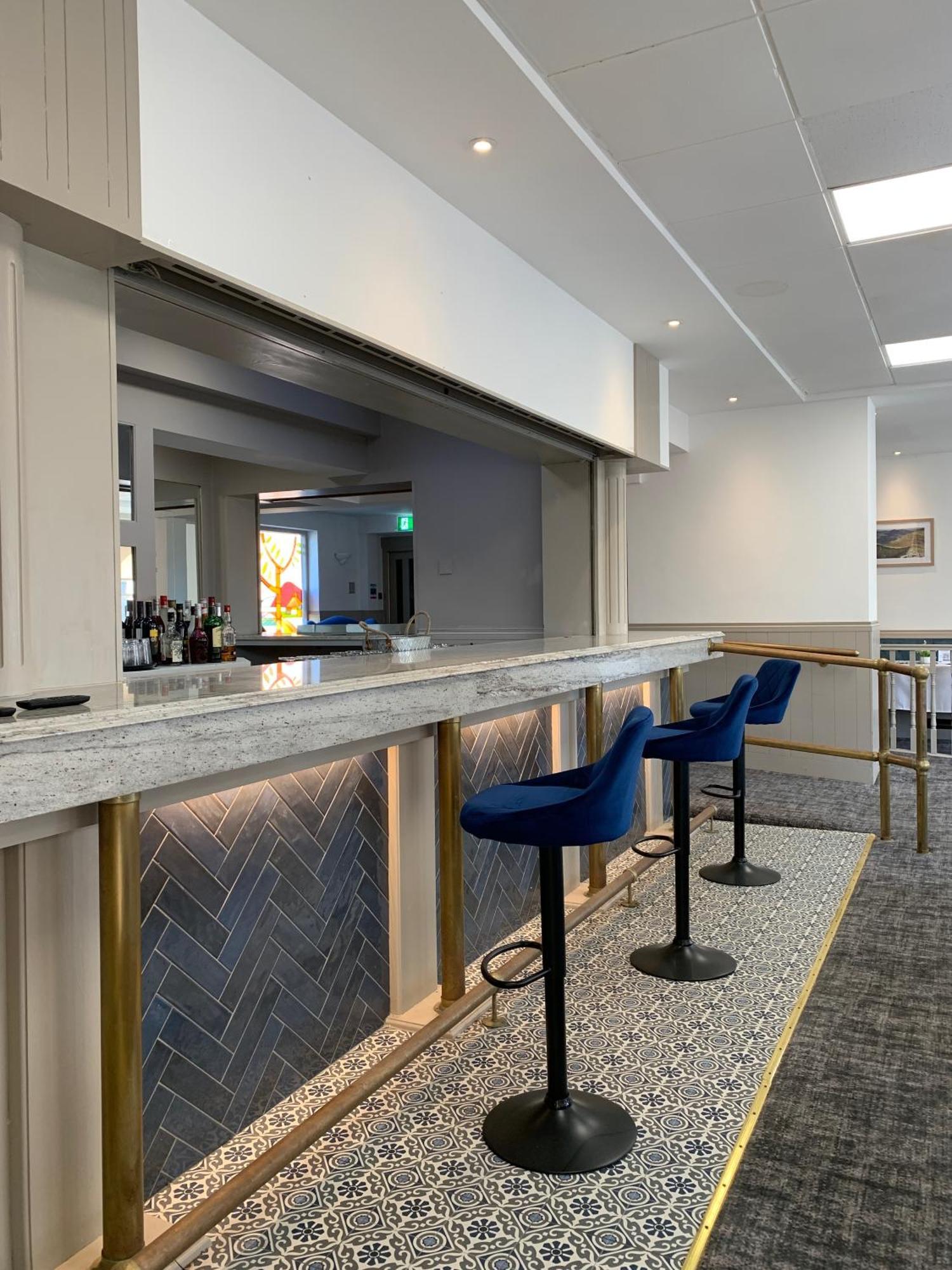 The Donard Bed & Breakfast Newcastle  Bagian luar foto